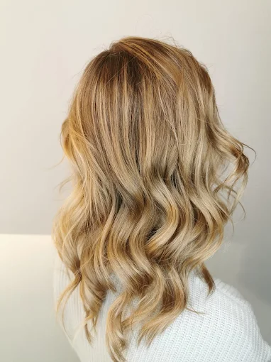Warme honey balayage